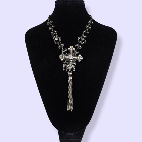 Jewelry - Gothic Swirling Rhinestone Cross Necklace
